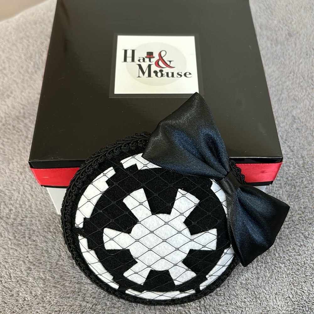 Hat and Mouse Star Wars fascinator